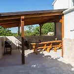 Adorable In Kringa With Private Pool Semesterbostad