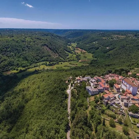 Vakantiehuis Adorable In Kringa With Private Pool