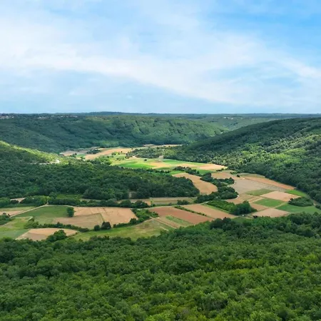 Adorable In Kringa With Private Pool *