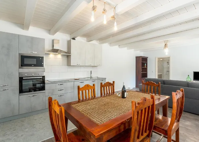 Adorable In Kringa With Private Pool *