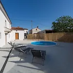 Adorable In Kringa With Private Pool Σπίτι διακοπών *