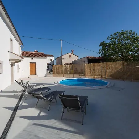 Adorable In Kringa With Private Pool Ferienhaus *